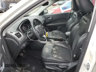2019 Jeep Compass Latitude с VIN 3C4NJDBB4KT690639, выставлен на аукционе Copart как лот 42212075 с пробегом 77 258 миль миль и Чистый • Clean title. История ставок и продаж доступна на DreamBid. Изображение 7.