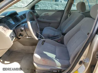 2000 Toyota Camry CE with VIN JT2BG28K4Y0383256, listed as a Copart auction lot 48429575 with 187,761 mi miles and Salvage Title. Bid and sale history available at carsss.com. Image 7.