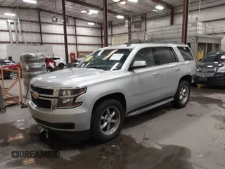 2015 Chevrolet Tahoe LT z VIN 1GNSKBKC7FR255956, wystawiony jako IAAI lot #42310560 z przebiegiem 215 968 mil mil oraz . Historia ofert i sprzedaży dostępna na DreamBid. Obrazek 2.