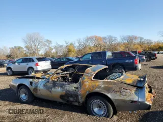 1979 Pontiac Firebird z VIN 2XB87K9L170230, wystawiony jako Copart lot #78530924 z przebiegiem Nie podano mil oraz Szkody całkowita. Historia ofert i sprzedaży dostępna na DreamBid. Obrazek 2.