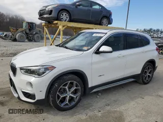 2016 BMW X1 xDrive28i with VIN WBXHT3C31GP884424, listed as a Copart auction lot 45737555 with 132,959 mi miles and Clean Title. Bid and sale history available at carsss.com. Image 1.