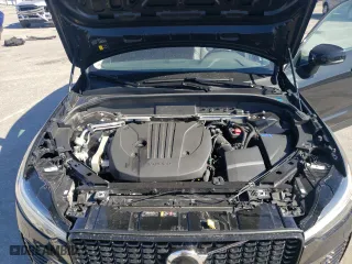 2024 Volvo XC60 Plus Dark Theme with VIN YV4L12RL8R1725322, listed as a Copart auction lot 49316215 with 45,381 mi miles and Salvage Title. Bid and sale history available at carsss.com. Image 13.