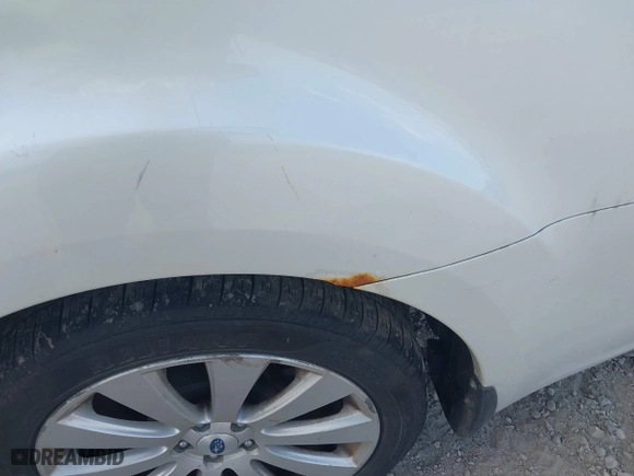 2011 Subaru Legacy 2.5i Ltd Pwr Moon with VIN 4S3BMBK68B3264241, listed as a IAAI auction lot 42088961 with 137,972 mi miles. Bid and sale history available at carsss.com. Image 6.