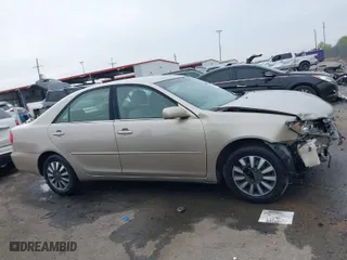 2004 Toyota Camry LE with VIN 4T1BE30K24U886720, listed as a IAAI auction lot 41890602 with 189,938 mi miles. Bid and sale history available at carsss.com. Image 14.