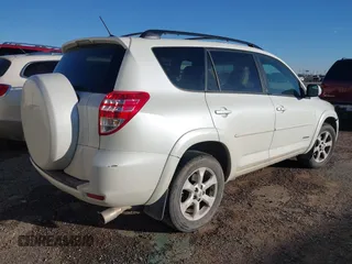 2010 Toyota RAV4 Limited с VIN JTMYK4DV1A5026573, выставлен на аукционе IAAI как лот 41296523 с пробегом 200 265 миль миль и . История ставок и продаж доступна на DreamBid. Изображение 4.