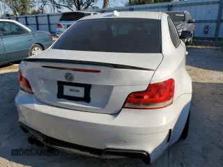 2013 BMW 1 Series 135i z VIN WBAUC9C54DVY60302, wystawiony jako Copart lot #75686944 z przebiegiem Nie podano mil oraz Nie do naprawy • Non repairable. Historia ofert i sprzedaży dostępna na DreamBid. Obrazek 6.