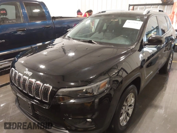 2021 Jeep Cherokee Latitude Lux with VIN 1C4PJMMX2MD107902, listed as a IAAI auction lot 41229913 with 61,195 mi miles and . Bid and sale history available at DreamBid. Image 6.