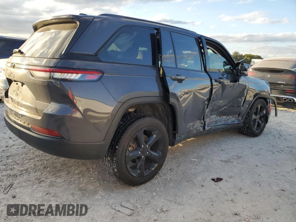 2024 Jeep Grand Cherokee Altitude X with VIN 1C4RJHAG2RC716215, listed as a Copart auction lot 42922815 with 14,653 mi miles and Salvage title. Bid and sale history available at DreamBid. Image 3.