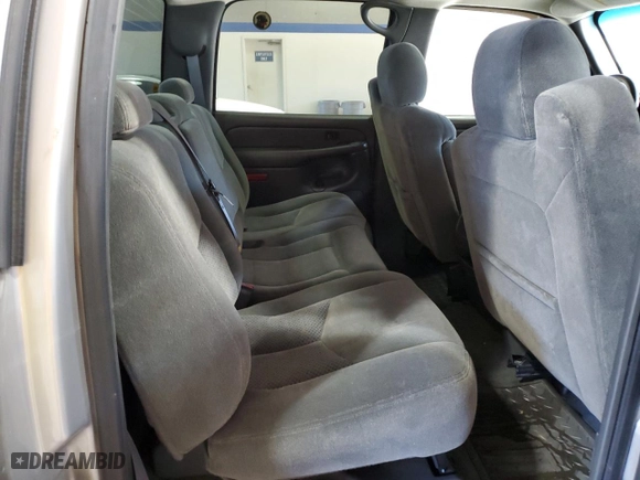 2004 Chevrolet Silverado 1500 Crew Cab LS with VIN 2GCEK13T941302313, listed as a Copart auction lot 43165525 with 185,885 mi miles and Salvage Title. Bid and sale history available at carsss.com. Image 10.