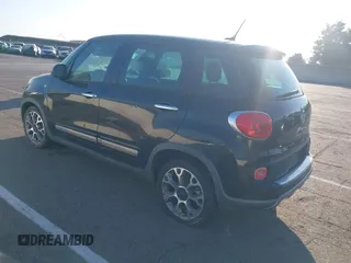 2014 FIAT 500L Trekking z VIN ZFBCFADH6EZ014198, wystawiony jako IAAI lot #42478129 z przebiegiem 99 639 mil mil oraz . Historia ofert i sprzedaży dostępna na DreamBid. Obrazek 3.