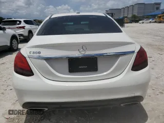 2019 Mercedes-Benz C 300 with VIN 55SWF8DB7KU295023, listed as a Copart auction lot 60521195 with 69,097 mi miles and Salvage title. Bid and sale history available at DreamBid. Image 6.