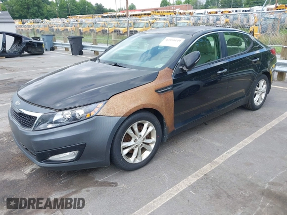 2012 Kia Optima EX z VIN 5XXGN4A78CG035729, wystawiony jako IAAI lot #42394149 z przebiegiem 158 557 mil mil oraz . Historia ofert i sprzedaży dostępna na DreamBid. Obrazek 2.