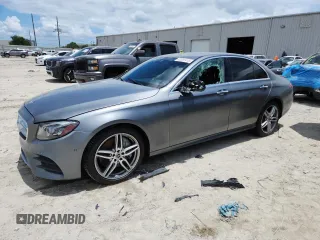 2019 Mercedes-Benz E 300 с VIN WDDZF4JB1KA560951, выставлен на аукционе Copart как лот 62859415 с пробегом 84 483 миль миль и Списание • Salvage title. История ставок и продаж доступна на DreamBid. Изображение 1.