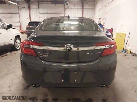 2015 Buick Regal with VIN 2G4GK5EX0F9139213, listed as a IAAI auction lot 41770385 with 61,303 mi miles. Bid and sale history available at carsss.com. Image 16.