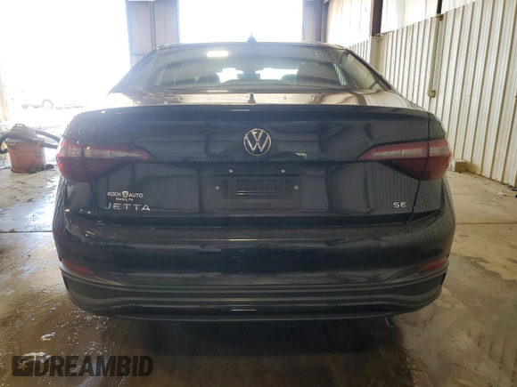 2024 Volkswagen Jetta SE with VIN 3VWEM7BU7RM047598, listed as a Copart auction lot 62073545 with 18,603 mi miles and Salvage title. Bid and sale history available at DreamBid. Image 6.
