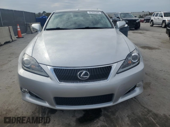 2012 Lexus IS 250 C z VIN JTHFF2C24C2523806, wystawiony jako Copart lot #87842305 z przebiegiem Nie podano mil oraz Czysty tytuł • Clean title. Historia ofert i sprzedaży dostępna na DreamBid. Obrazek 5.