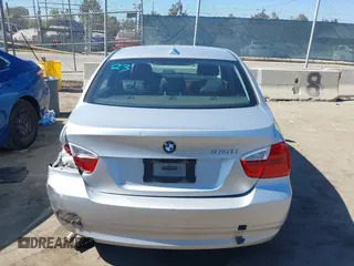 2007 BMW 3 Series 328i with VIN WBAVC53537FZ80538, listed as a IAAI auction lot 42675956 with 235,056 mi miles and . Bid and sale history available at DreamBid. Image 16.