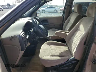 2001 Chevrolet Venture LS Y3G Mobility Pkg with VIN 1GNDX03E81D189437, listed as a Copart auction lot 84388984 with 194,604 mi miles and Salvage Title. Bid and sale history available at carsss.com. Image 7.