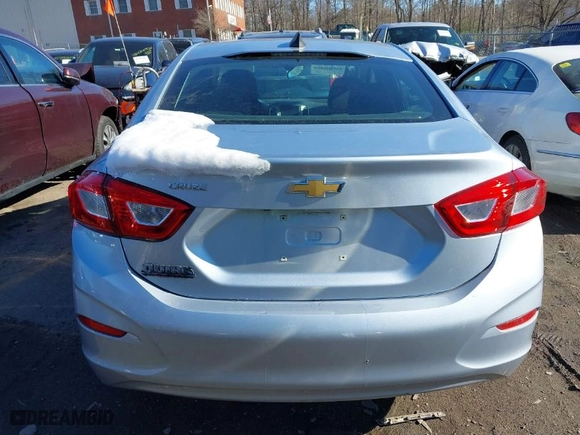 2018 Chevrolet Cruze LS with VIN 1G1BC5SMXJ7223452, listed as a IAAI auction lot 41412639 with 70,302 mi miles. Bid and sale history available at carsss.com. Image 16.