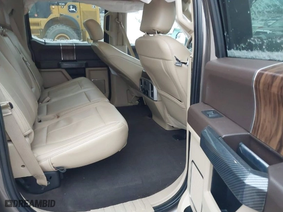 2019 Ford F-150 XL with VIN 1FTEW1E58KKF26818, listed as a IAAI auction lot 41270869 with 112,931 mi miles. Bid and sale history available at carsss.com. Image 8.