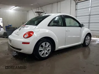 2009 Volkswagen New Beetle Coupe S with VIN 3VWPW31C29M511143, listed as a Copart auction lot 80123514 with 77,784 mi miles and Salvage Title. Bid and sale history available at carsss.com. Image 3.