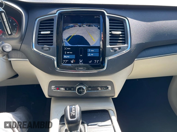 2020 Volvo XC90 Momentum with VIN YV4102CK5L1601980, listed as a Copart auction lot 53400515 with 124,714 mi miles and Clean Title. Bid and sale history available at carsss.com. Image 10.