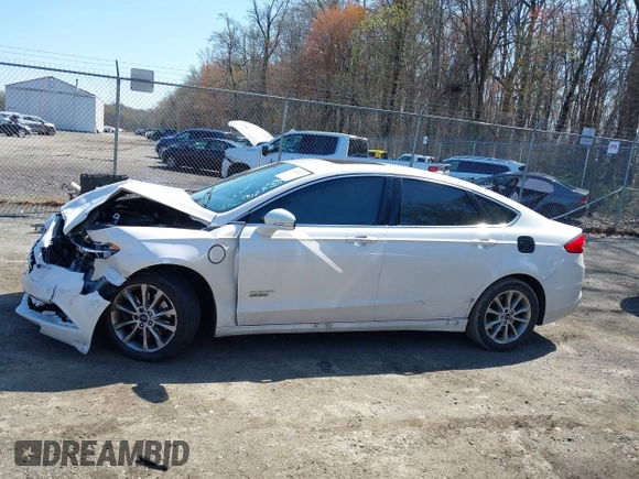 2018 Ford Fusion Energi SE with VIN 3FA6P0PU9JR105934, listed as a IAAI auction lot 41935227 with 149,863 mi miles. Bid and sale history available at carsss.com. Image 14.