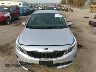 2018 Kia Forte LX with VIN 3KPFK4A79JE210080, listed as a IAAI auction lot 40681931 with 124,986 mi miles and . Bid and sale history available at DreamBid. Image 12.