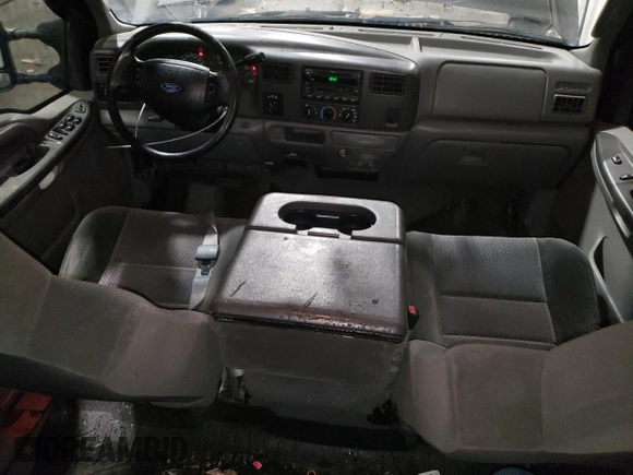 2003 Ford Super Duty F-250 XL with VIN 1FTNW21F33EA02965, listed as a Copart auction lot 52647395 with 278,603 mi miles and Salvage Title. Bid and sale history available at carsss.com. Image 8.