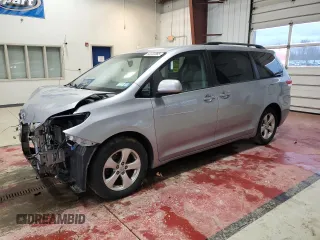 2014 Toyota Sienna LE AAS with VIN 5TDKK3DC0ES492946, listed as a Copart auction lot 53232865 with 86,822 mi miles and Salvage Title. Bid and sale history available at carsss.com. Image 1.