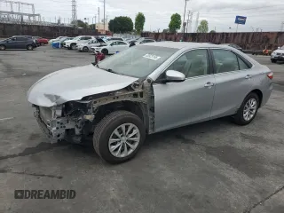 2017 Toyota Camry XLE z VIN 4T1BF1FK0HU447479, wystawiony jako Copart lot #53525155 z przebiegiem 29 164 mil mil oraz Szkoda całkowita • Salvage title. Historia ofert i sprzedaży dostępna na DreamBid. Obrazek 1.