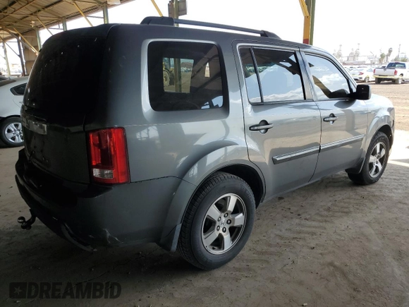 2009 Honda Pilot EX-L with VIN 5FNYF48609B017784, listed as a Copart auction lot 51204395 with 221,801 mi miles and Salvage Title. Bid and sale history available at carsss.com. Image 3.