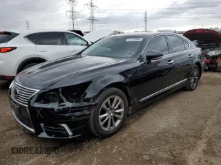 2013 Lexus LS 460 z VIN JTHCL5EF1D5015905, wystawiony jako Copart lot #81110004 z przebiegiem 121 676 mil mil oraz Szkody całkowita. Historia ofert i sprzedaży dostępna na DreamBid. Obrazek 1.