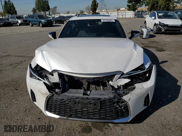 2021 Lexus IS 300 z VIN JTHCA1D29M5115392, wystawiony jako Copart lot #52766865 z przebiegiem 35 358 mil mil oraz Szkoda całkowita • Salvage title. Historia ofert i sprzedaży dostępna na DreamBid. Obrazek 5.