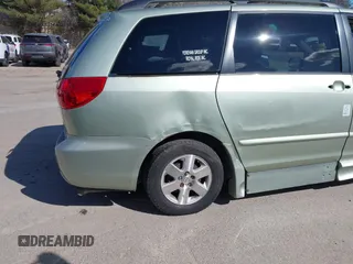 2006 Toyota Sienna CE with VIN 5TDZA23C16S546916, listed as a IAAI auction lot 41909861 with 141,582 mi miles. Bid and sale history available at carsss.com. Image 6.