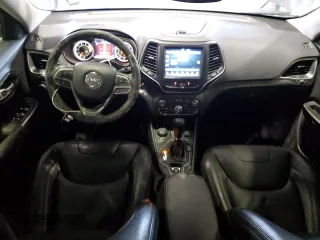 2021 Jeep Cherokee Latitude Lux z VIN 1C4PJMMX9MD106584, wystawiony jako Copart lot #45731825 z przebiegiem 50 111 mil mil oraz Szkoda całkowita • Salvage title. Historia ofert i sprzedaży dostępna na DreamBid. Obrazek 8.