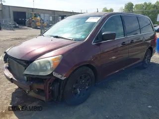 2008 Honda Odyssey LX с VIN 5FNRL38268B041400, выставлен на аукционе IAAI как лот 42336906 с пробегом 252 823 миль миль и . История ставок и продаж доступна на DreamBid. Изображение 2.