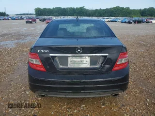 2008 Mercedes-Benz C 300 Sport z VIN WDDGF54XX8F038545, wystawiony jako Copart lot #56676185 z przebiegiem 203 493 mil mil oraz Szkoda całkowita • Salvage title. Historia ofert i sprzedaży dostępna na DreamBid. Obrazek 6.