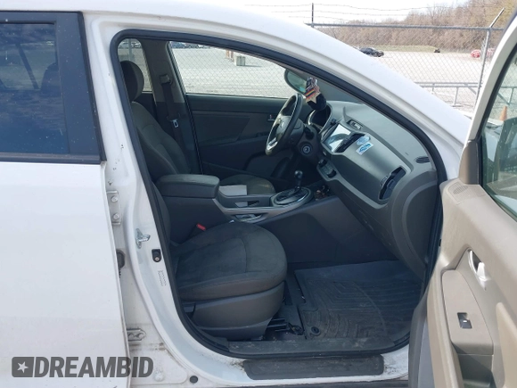 2013 Kia Sportage LX with VIN KNDPB3A21D7533188, listed as a IAAI auction lot 41789723 with 238,885 mi miles and . Bid and sale history available at DreamBid. Image 5.