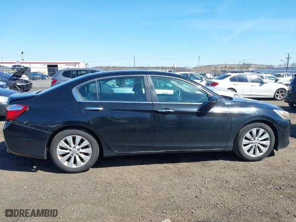 2015 Honda Accord Sedan EX-L with VIN 1HGCR2F80FA020958, listed as a IAAI auction lot 41834824 with 118,796 mi miles. Bid and sale history available at carsss.com. Image 13.