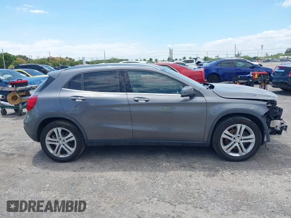 2016 Mercedes-Benz GLA 250 z VIN WDCTG4EB6GJ201846, wystawiony jako IAAI lot #42043957 z przebiegiem 71 293 mil mil oraz . Historia ofert i sprzedaży dostępna na DreamBid. Obrazek 13.