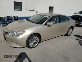 2014 Lexus ES 330 with VIN JTHBK1GG0E2110956, listed as a Copart auction lot 60332795 with 98,699 mi miles and Salvage title. Bid and sale history available at DreamBid. Image 1.