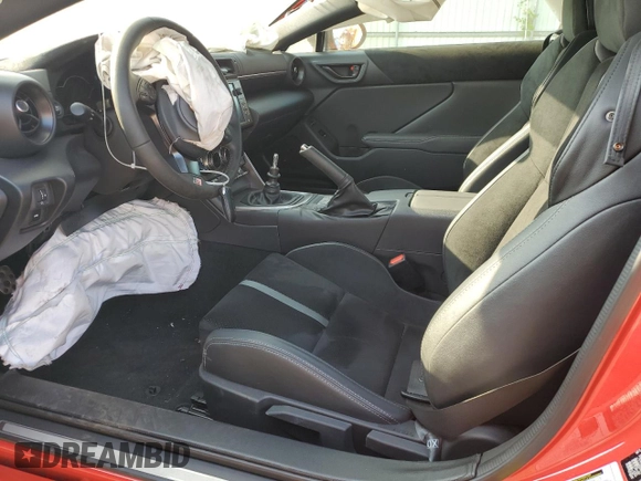 2023 Toyota GR86 Premium with VIN JF1ZNBE12P9756883, listed as a Copart auction lot 61325803 with 5,797 mi miles and Salvage Title. Bid and sale history available at carsss.com. Image 7.