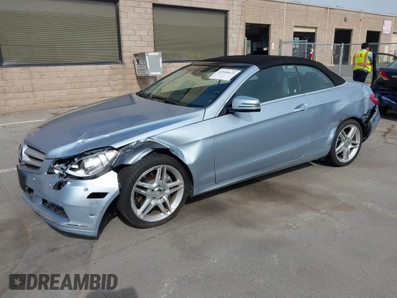 2013 Mercedes-Benz E 350 with VIN WDDKK5KF4DF200471, listed as a IAAI auction lot 42046633 with 76,116 mi miles and . Bid and sale history available at DreamBid. Image 17.