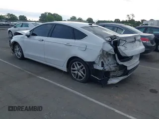 2016 Ford Fusion SE z VIN 3FA6P0H78GR200177, wystawiony jako IAAI lot #41785542 z przebiegiem Nie podano mil oraz . Historia ofert i sprzedaży dostępna na DreamBid. Obrazek 3.