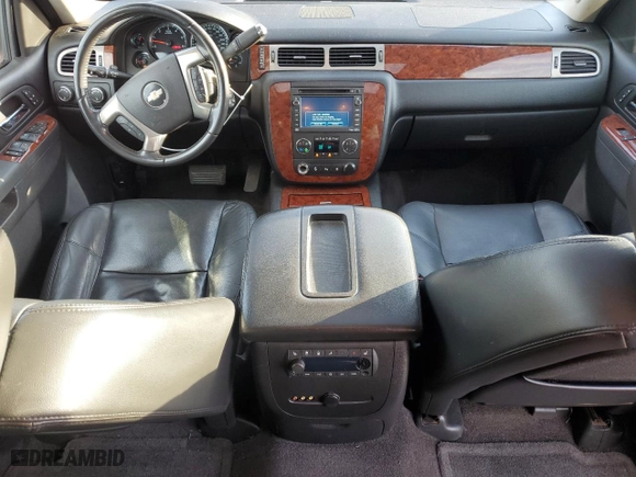 2011 Chevrolet Suburban LTZ with VIN 1GNSKKE33BR187175, listed as a Copart auction lot 47043715 with NaN miles and Salvage Title. Bid and sale history available at carsss.com. Image 8.