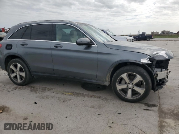 2016 Mercedes-Benz GLC 300 z VIN WDC0G4JB5GF093991, wystawiony jako Copart lot #45162625 z przebiegiem 159 985 mil mil oraz Szkoda całkowita • Salvage title. Historia ofert i sprzedaży dostępna na DreamBid. Obrazek 4.