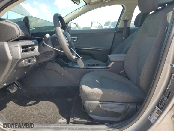 2025 Kia K4 LXS with VIN 3KPFT4DE1SE004812, listed as a Copart auction lot 76748974 with 187 mi miles and Non Repairable. Bid and sale history available at carsss.com. Image 7.