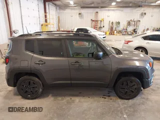 2018 Jeep Renegade Sport z VIN ZACCJBABXJPH72202, wystawiony jako IAAI lot #42538894 z przebiegiem 49 877 mil mil oraz . Historia ofert i sprzedaży dostępna na DreamBid. Obrazek 13.