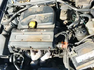 1997 Saab 900 z VIN YS3DD35B7V2044549, wystawiony jako IAAI lot #43293174 z przebiegiem 176 952 mil mil oraz . Historia ofert i sprzedaży dostępna na DreamBid. Obrazek 12.